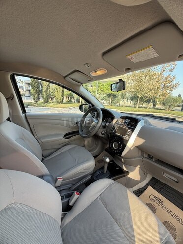 Nissan Sunny 2014, 218,367 km - 1.5 л - Bakı