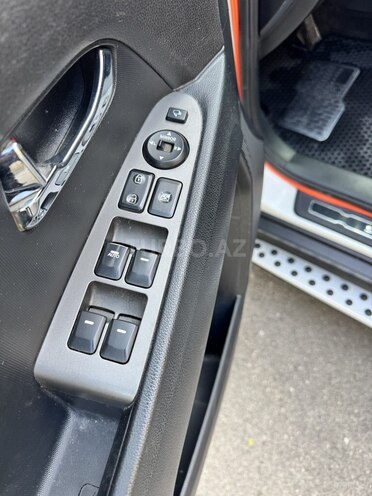 Kia Sportage 2014, 240,000 km - 2.0 l - Bakı