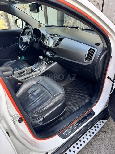 Kia Sportage 2014, 240,000 km - 2.0 l - Bakı