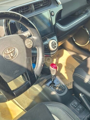 Toyota Aqua 2015, 115,000 km - 1.5 l - Bakı