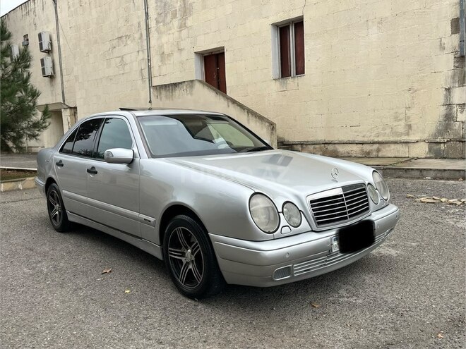 Mercedes E 240 1999, 450,000 km - 2.4 l - Beyləqan
