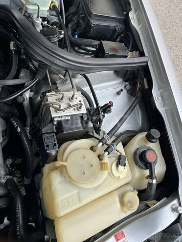 Mercedes E 240 1999, 450,000 km - 2.4 l - Beyləqan