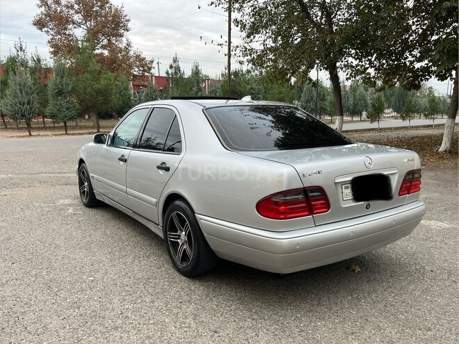 Mercedes E 240 1999, 450,000 km - 2.4 l - Beyləqan