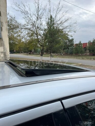 Mercedes E 240 1999, 450,000 km - 2.4 l - Beyləqan