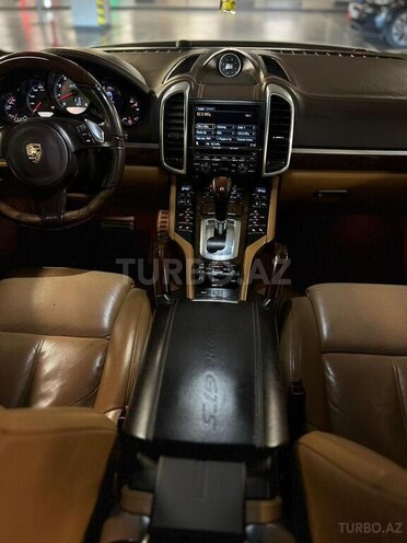 Porsche Cayenne Turbo S 2012, 142,400 km - 4.8 l - Bakı