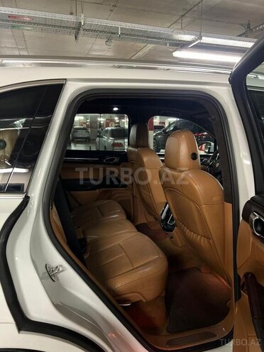 Porsche Cayenne Turbo S 2012, 142,400 km - 4.8 l - Bakı