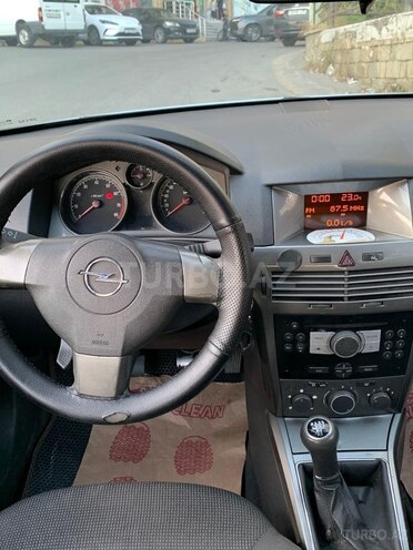 Opel Astra 2004, 370,000 km - 1.4 l - Bakı