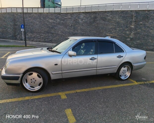 Mercedes E 300 1996, 675,000 km - 3.0 л - Bakı