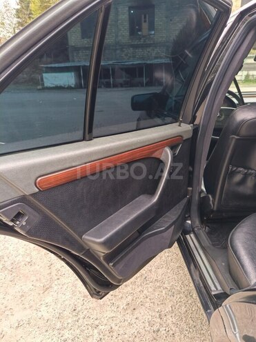 Mercedes C 220 1994, 272,620 km - 2.2 л - Bərdə