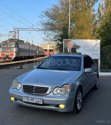 Mercedes C 240 2001, 254,125 km - 2.6 л - Bakı