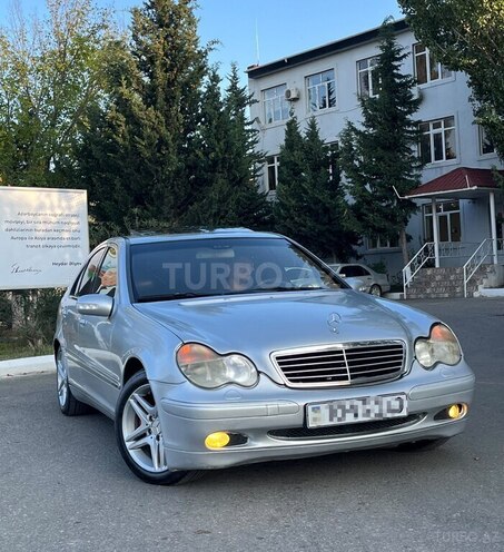 Mercedes C 240 2001, 254,125 km - 2.6 л - Bakı