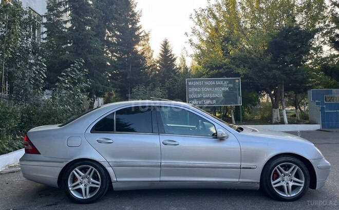 Mercedes C 240 2001, 254,125 km - 2.6 л - Bakı