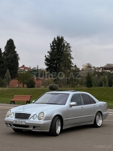 Mercedes E 240 2000, 259,000 km - 2.4 l - Gəncə