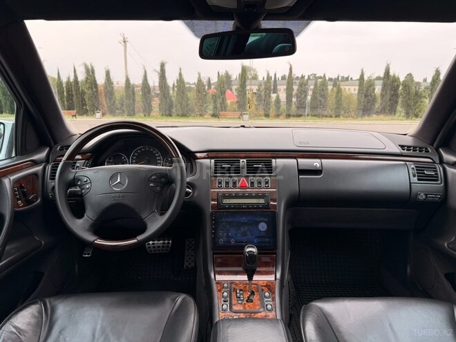 Mercedes E 240 2000, 259,000 km - 2.4 l - Gəncə