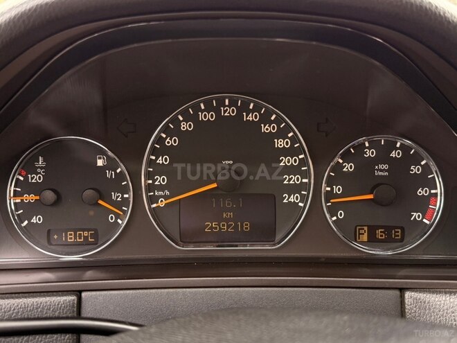 Mercedes E 240 2000, 259,000 km - 2.4 l - Gəncə
