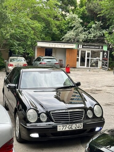 Mercedes E 240 2002, 381,000 km - 2.6 l - Bakı