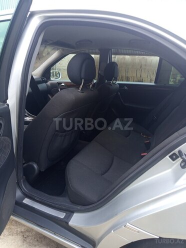 Mercedes C 240 2000, 300,000 km - 2.6 л - Goranboy
