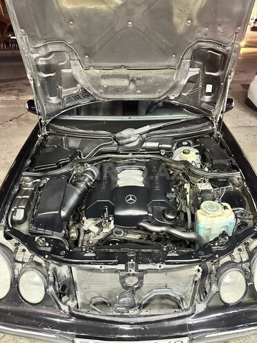 Mercedes E 240 2002, 381,000 km - 2.6 l - Bakı