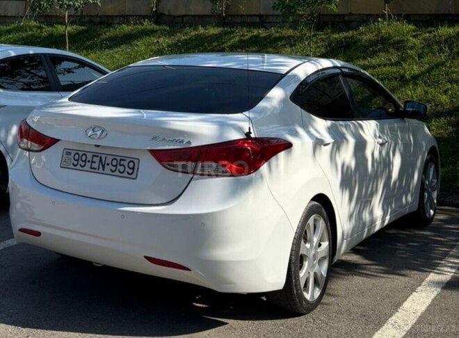 Hyundai Elantra 2013, 310,000 km - 1.8 л - Bakı
