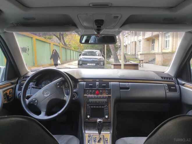 Mercedes E 200 2000, 419,273 km - 2.0 l - Bakı