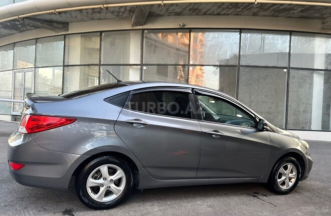 Hyundai Accent 2013, 105,800 km - 1.4 l - Bakı