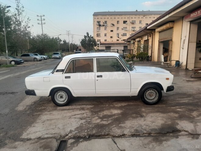 LADA (VAZ) 2107 2004, 35,000 km - 1.5 л - Şirvan