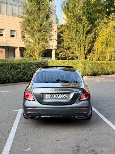 Mercedes E 300 2017, 178,000 km - 2.0 л - Bakı