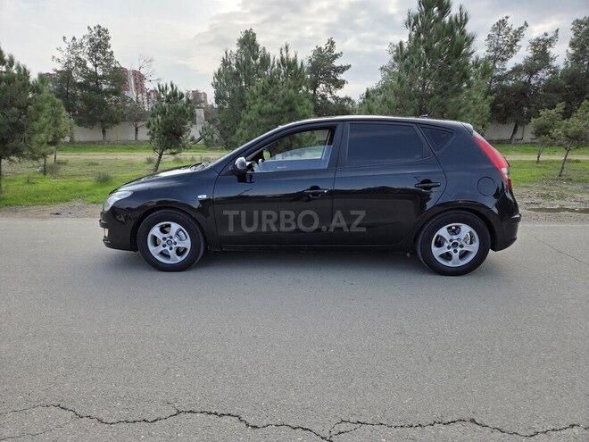 Hyundai i30 2007, 398,600 km - 1.6 л - Şirvan