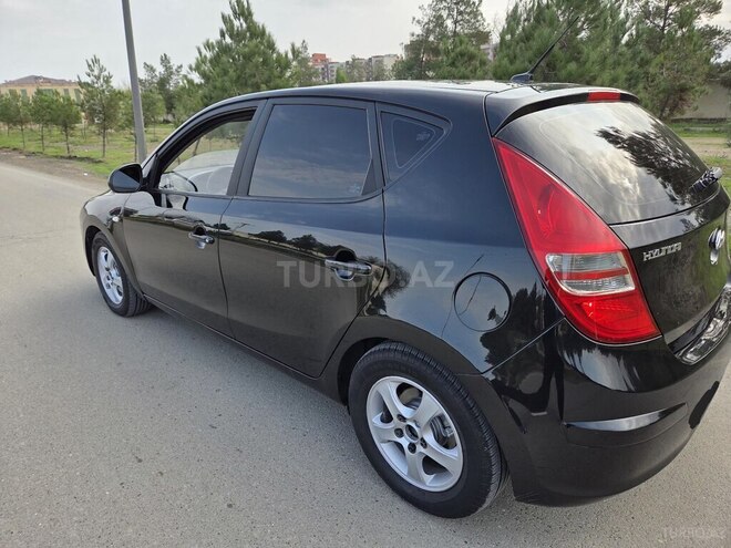 Hyundai i30 2007, 398,600 km - 1.6 л - Şirvan