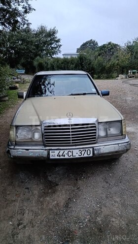Mercedes 190 1987, 585,005 km - 2.5 l - Masallı