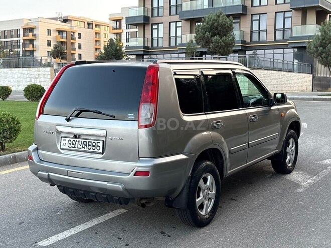 Nissan X-Trail 2000, 215,247 km - 2.0 л - Sumqayıt