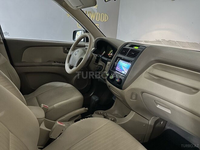 Kia Sportage 2008, 245,000 km - 2.0 л - Bakı