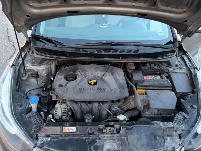 Hyundai Elantra 2014, 213,000 km - 1.8 l - Xırdalan