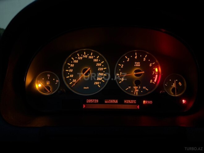 BMW X5 2006, 285,000 km - 4.8 л - Bakı