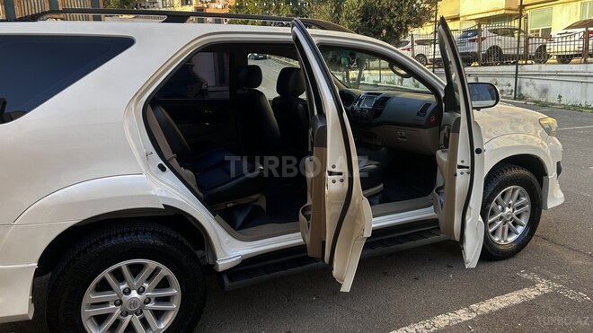 Toyota Fortuner 2013, 131,500 km - 2.7 л - Bakı