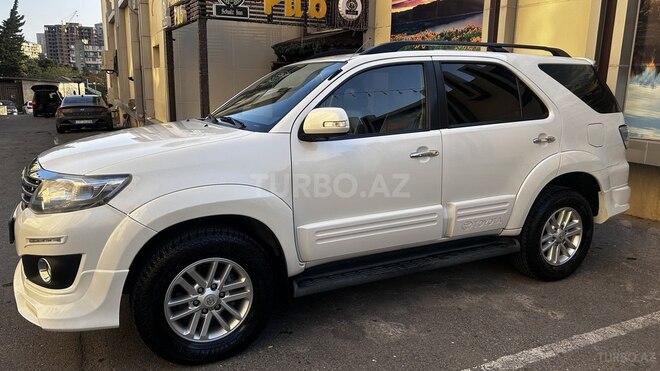 Toyota Fortuner 2013, 131,500 km - 2.7 л - Bakı