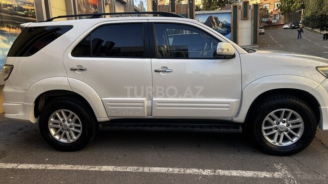 Toyota Fortuner 2013, 131,500 km - 2.7 л - Bakı