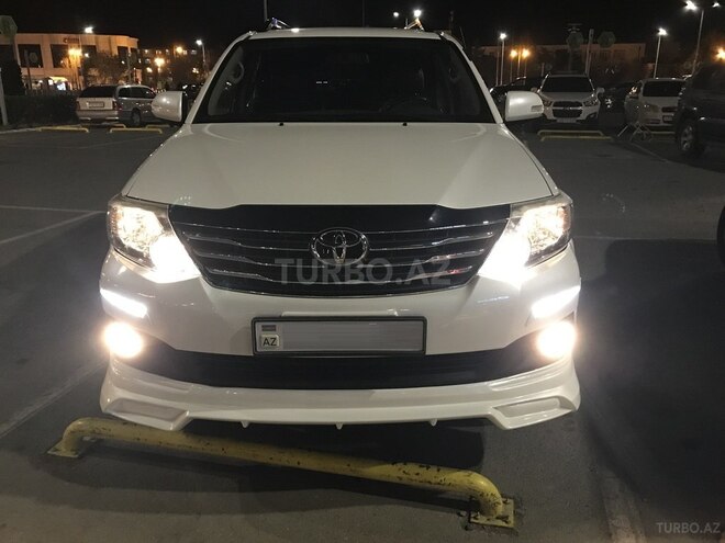 Toyota Fortuner 2013, 131,500 km - 2.7 л - Bakı