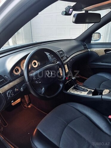 Mercedes E 220 2006, 316,959 km - 2.2 л - Bakı