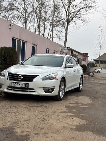 Nissan Altima 2013, 169,000 km - 2.5 l - Masallı