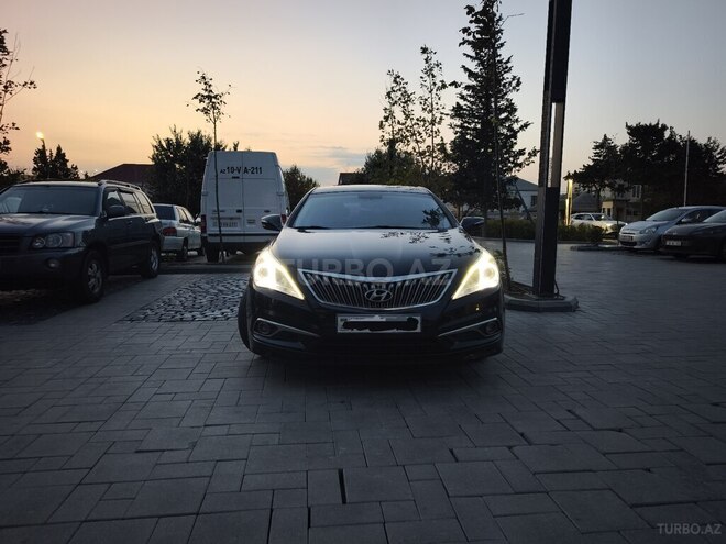 Hyundai Grandeur 2015, 220,102 km - 2.2 л - Bakı