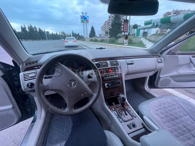 Mercedes E 240 2000, 300,000 km - 2.6 l - Mingəçevir