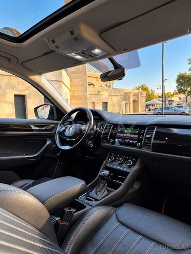 Skoda Kodiaq 2022, 59,500 km - 2.0 л - Bakı