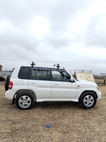 Mitsubishi Pajero io 2000, 450,000 km - 2.0 л - Cəlilabad