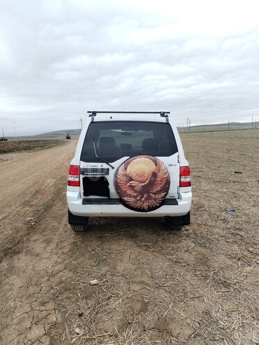 Mitsubishi Pajero io 2000, 450,000 km - 2.0 л - Cəlilabad