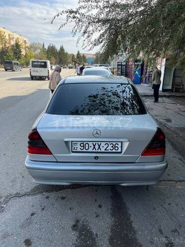 Mercedes C 200 1999, 250,000 km - 2.0 l - Sumqayıt