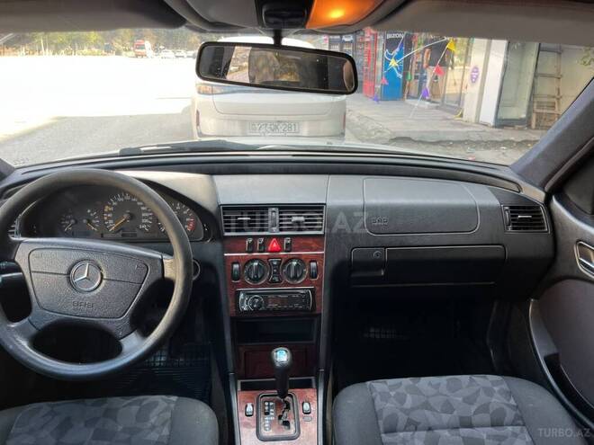 Mercedes C 200 1999, 250,000 km - 2.0 l - Sumqayıt
