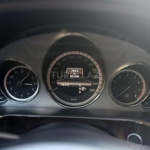 Mercedes E 350 2012, 331,029 km - 3.0 l - Bakı