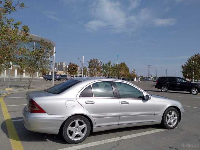 Mercedes C 200 2001, 420,000 km - 2.2 l - Bakı