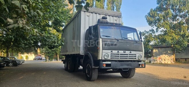KamAz 53212 1984, 585,555 km - 11.0 l - Masallı